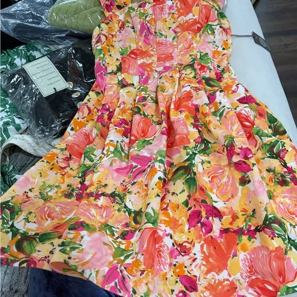 Vince Camuto Multicolor Floral Dress - Picture 4 of 4